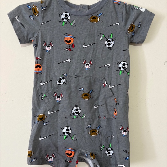 Nike Sport Print Onesie - Picture 1 of 2